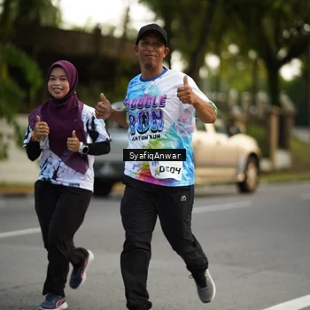 Runner Photo 8399789