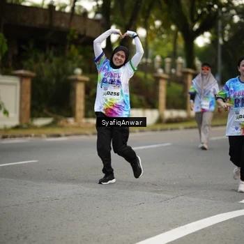 Runner Photo 8399794