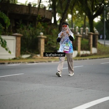 Runner Photo 8399807