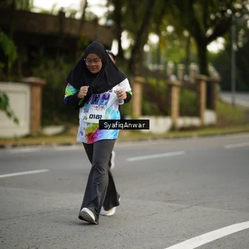 Runner Photo 8399817