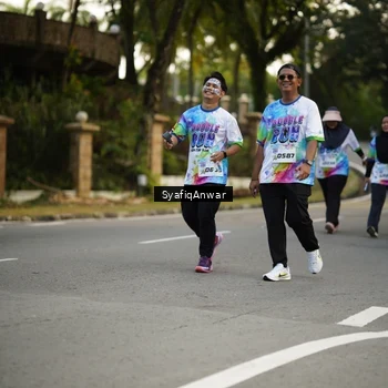 Runner Photo 8399821