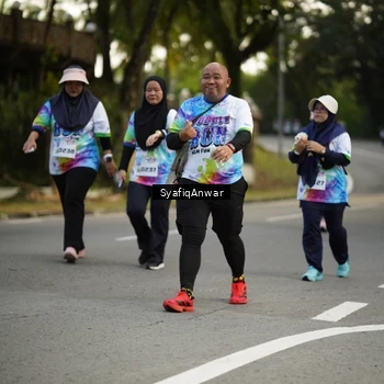 Runner Photo 8399828