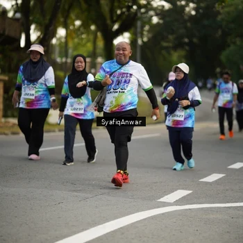 Runner Photo 8399829