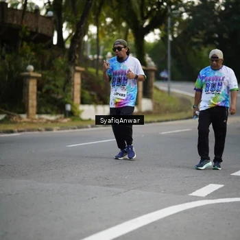 Runner Photo 8399848