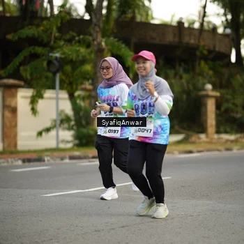 Runner Photo 8399873