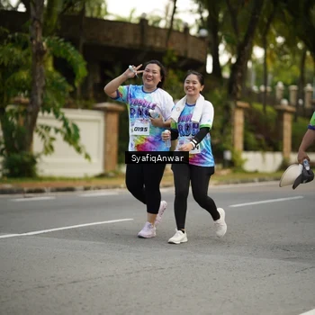 Runner Photo 8399894