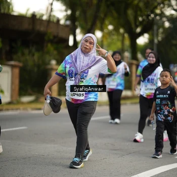 Runner Photo 8399899