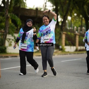 Runner Photo 8399910