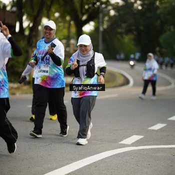 Runner Photo 8399915
