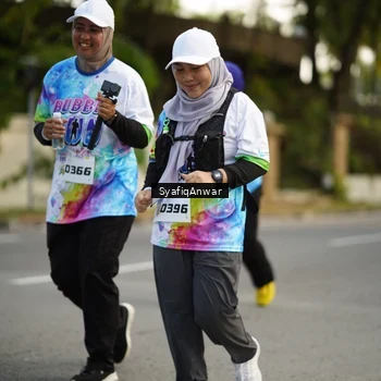 Runner Photo 8399916