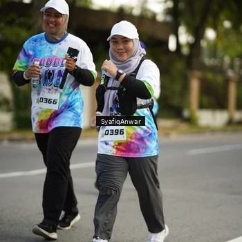 Runner Photo 8399918