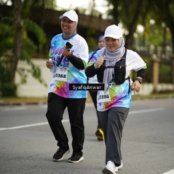 Runner Photo 8399919