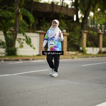 Runner Photo 8399921