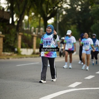 Runner Photo 8399931