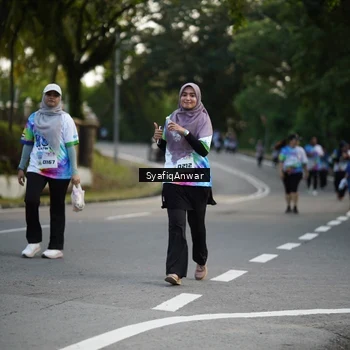 Runner Photo 8399950