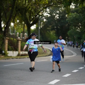 Runner Photo 8399955