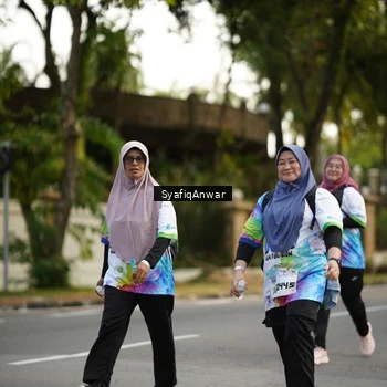 Runner Photo 8399979