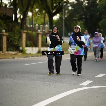Runner Photo 8399982