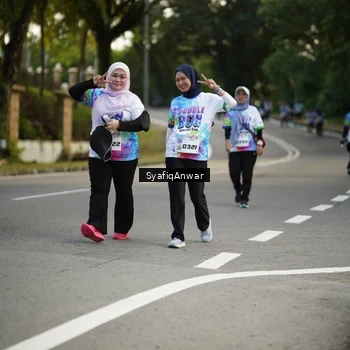 Runner Photo 8400000
