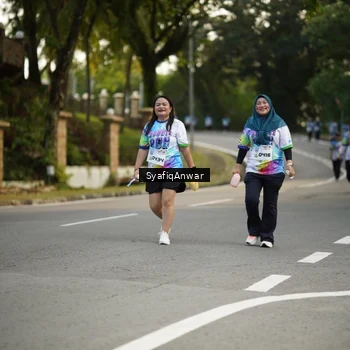 Runner Photo 8400002