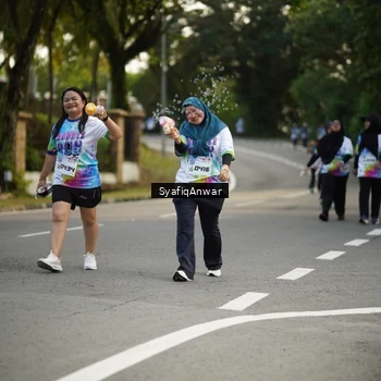Runner Photo 8400004