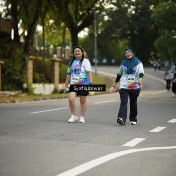Runner Photo 8400005