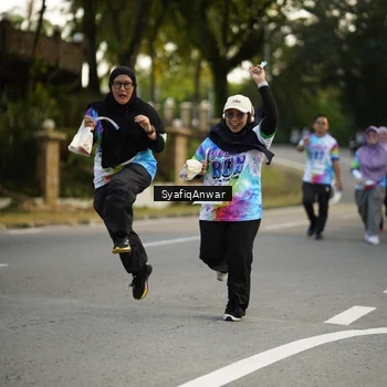 Runner Photo 8400009
