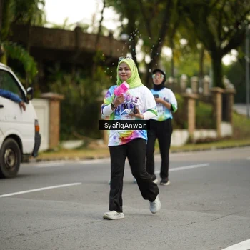 Runner Photo 8400014