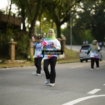 Runner Photo 8400017