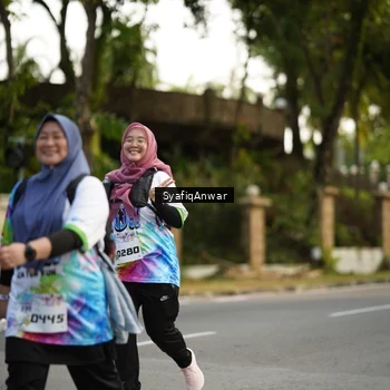 Runner Photo 8400029
