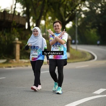 Runner Photo 8400030