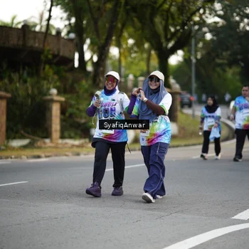 Runner Photo 8400043