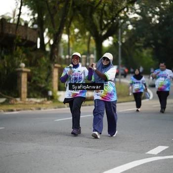 Runner Photo 8400046