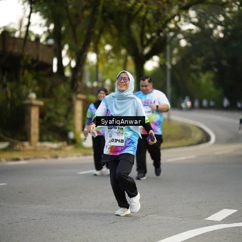 Runner Photo 8400050
