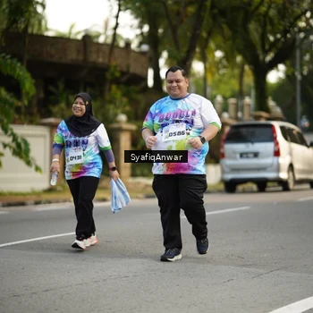 Runner Photo 8400052