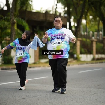 Runner Photo 8400058