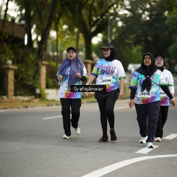 Runner Photo 8400071