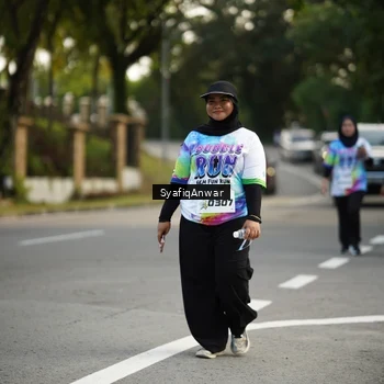 Runner Photo 8400085