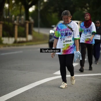 Runner Photo 8400091