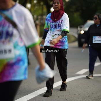Runner Photo 8400096
