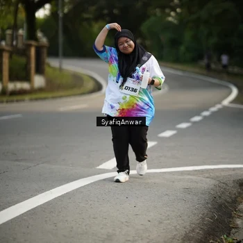 Runner Photo 8400119