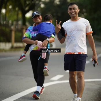 Runner Photo 8400121