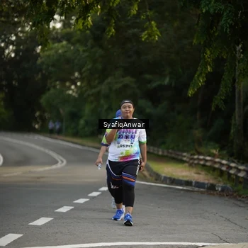 Runner Photo 8400122