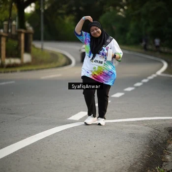 Runner Photo 8400123