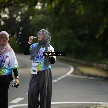 Runner Photo 8400155
