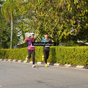 Runner Photo 8400169