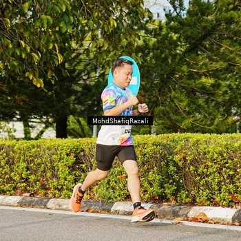 Runner Photo 8400192