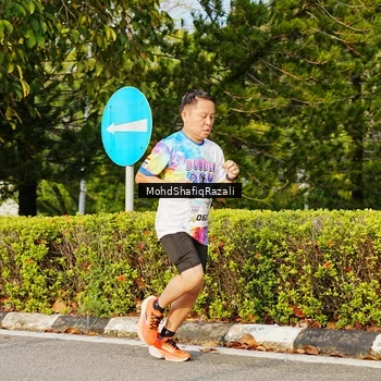 Runner Photo 8400195