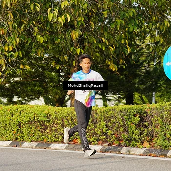 Runner Photo 8400204
