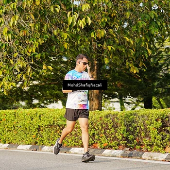 Runner Photo 8400209